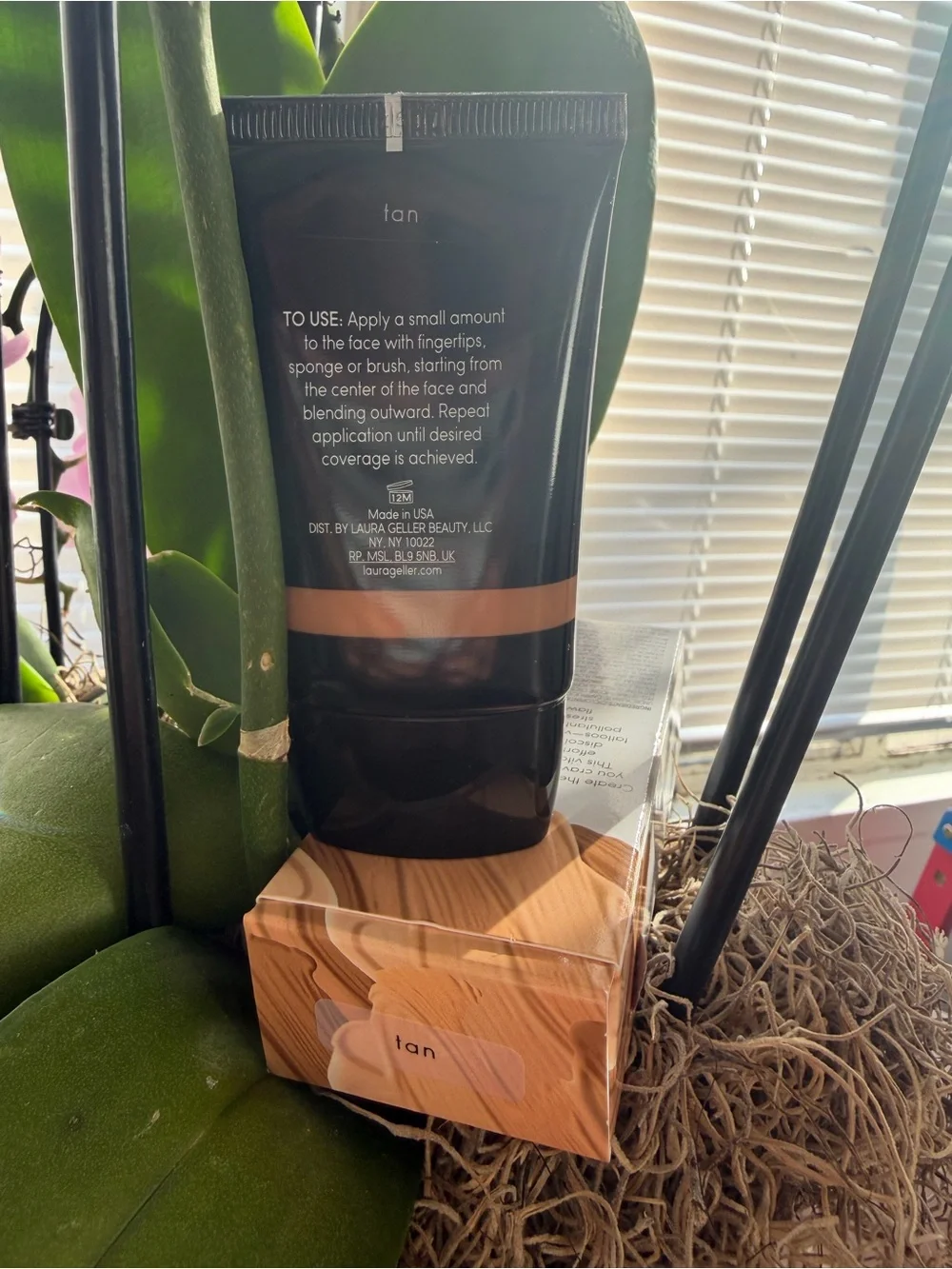 Laura Geller Cover Lock Cream Foundation — Tan Shade